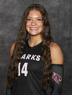 Anna Brunner head Shot